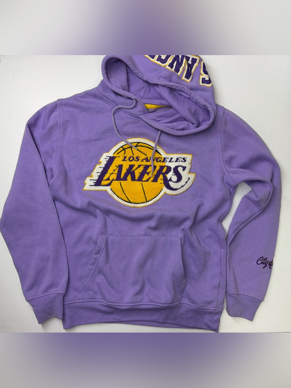 Los Angeles Lakers Women’s Purple Pullover Hoodie Sweatshirt Size S